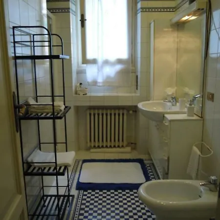 Bed and breakfast V