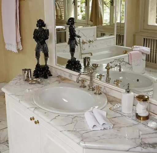V Bed & Breakfast Brescia