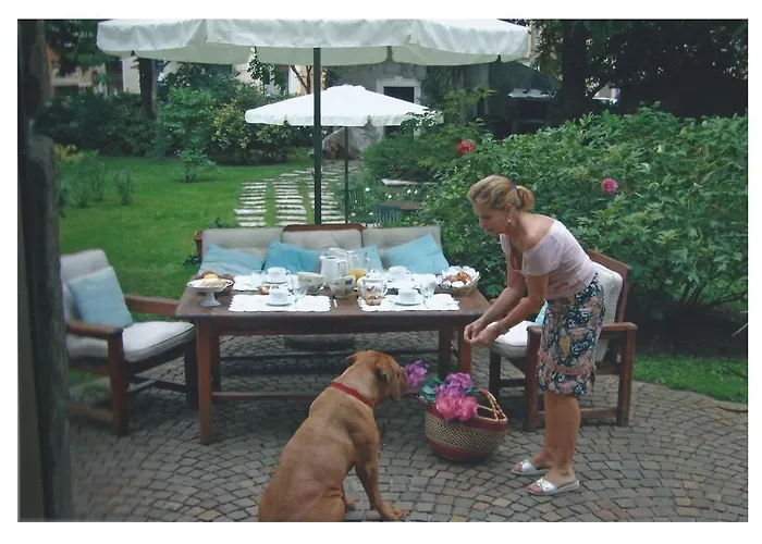 Bed & Breakfast V